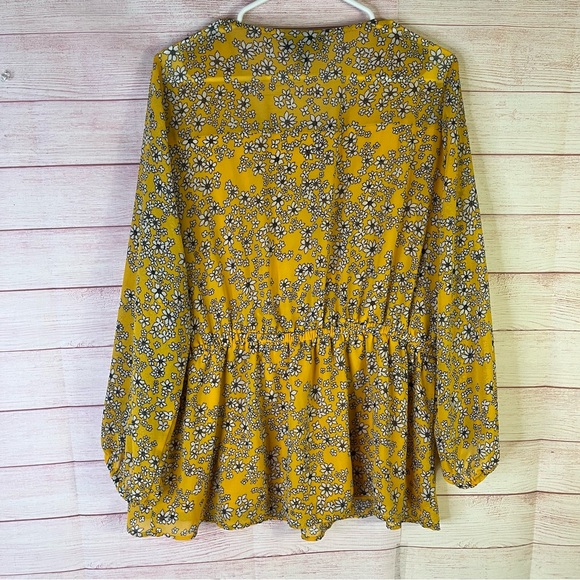 Lane Bryant Yellow Floral Drawstring Blouse Size 14 - Picture 7 of 7